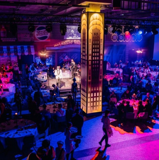 Happy people Fantadromā