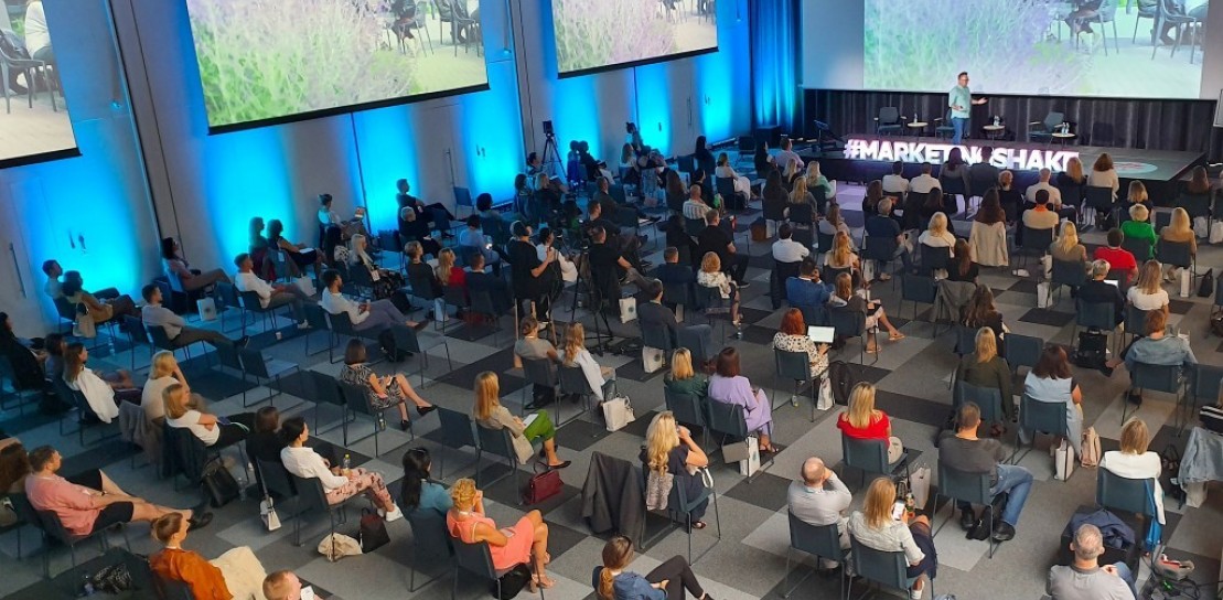 Happy people Fantadromā